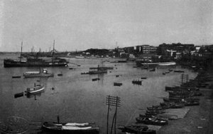 Taranto, Panorama General y mar pequeño de Italian Photographer