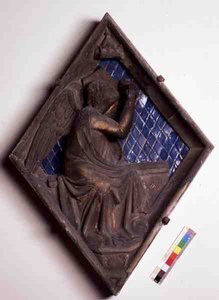 Figura alegórica, azulejo en relieve del Campanile de Italian School