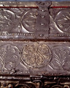 Arca de Barbarroja, con escenas de la vida de San Juan Bautista (madera, hoja de plata y piedras) de Italian School