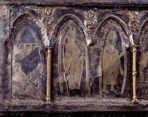 Arca de Barbarroja, con escenas de la vida de San Juan Bautista (madera, hoja de plata y piedras) de Italian School