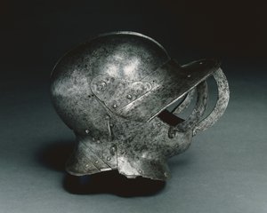 Casco cerrado tipo burgonet, principios de 1500 de Italian School