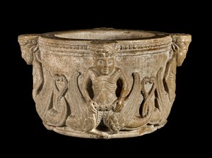 Estuco medieval con figuras de sirenas en piedra tallada, principios del siglo XII de Italian School
