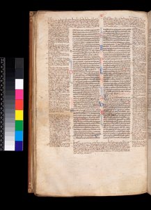 Ms 213. Gregorio IX, Decretales con Aparato de Bernardo Botone de Parma, F.93v. Texto principal en letra gótica (littera rotunda)