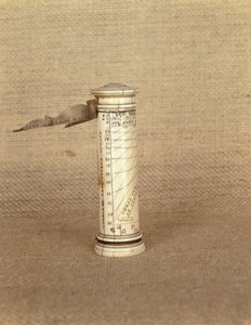 Reloj de sol de columna portátil, firmado D. Stephanus, FF, 1587 de Italian School