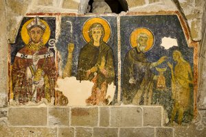 Tríptico que representa empezando por la izquierda a San Cataldo, La Maddalena y San Zósimo administrando la comunión a Santa María Egiziaca, Cripta de la Catedral de Italian School