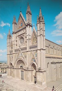 Vista de la fachada de Italian School