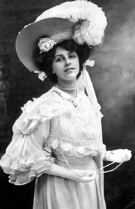 Dora Barton, actriz inglesa de J. Beagles and Co.