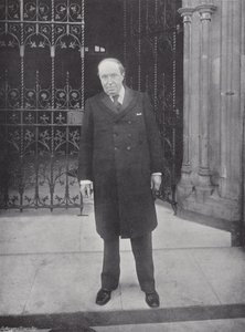 Dr. Robert Wallace de J. Benjamin Stone