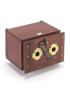 Cámara de Caja Deslizante Estereoscópica de J. J. Pyne