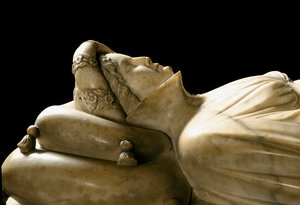 Monumento a Ilaria del Carretto de la familia del Marqués de Savona. (detalle)
