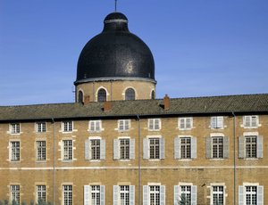 Arquitectura barroca: cúpula del Hotel Dieu (siglo XVIII) por el arquitecto Jacques Germain Soufflot (1713-1780). Macon, Saona y Loira (71).