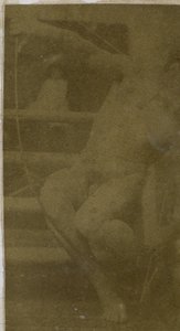 Estudio de un modelo desnudo masculino sentado en un escalón, visto de frente con una cuerda y un lazo en el regazo, en el estudio de Jacques de Lalaing de Jacques Lalaing (attributed to)