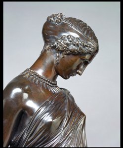 Safo de pie de James Pradier