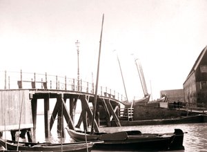 Barcos de canal, Isla Marken, Países Bajos, 1898 de James Batkin