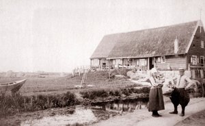 Habitantes de la isla de Marken, Países Bajos, 1898 de James Batkin
