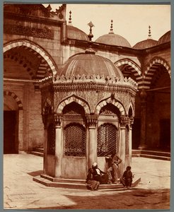 «Fuente en el patio de la Yeni Cami» de James Robertson