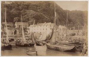 Barcos de pesca en el puerto de Clovelly