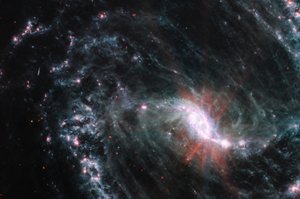 NGC 1365 (Imagen MIRI)