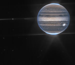 Las imágenes de Júpiter obtenidas por Webb muestran las auroras y las brumas de James Webb Space Telescope (NASA)