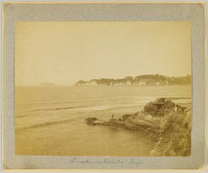 Isla Enoshima, Fuji, Japón (foto en blanco y negro) de Japanese Photographer