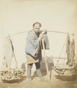 Pescador con su captura de Japanese Photographer