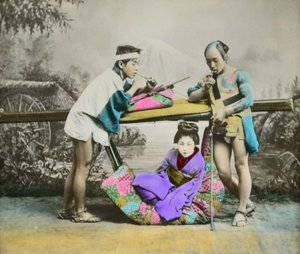 Impresión de albúmina japonesa coloreada a mano, c.1880 de Japanese Photographer