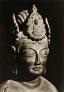 Yumechigai Kannon del Periodo Nara Temprano, Horyuji, Nara, Japón, 1950 de Japanese Photographer