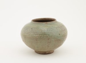 Jarra con decoración estampada e incrustación de deslizamiento, 1610-1630 de Japanese School