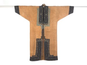 Túnica de Hombre, finales del siglo XIX-principios del siglo XX (corteza de olmo con apliques de algodón y bordado de seda) de Japanese School