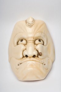 Máscara Okimono tallada como un personaje del Kabuki u otro teatro de Japanese School
