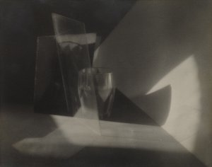 [Abstracción de naturaleza muerta], c.1923 de Jaromir Funke