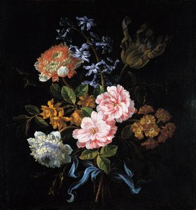 Ramo de anémonas de amapola, rosas, doble campernelle, un jacinto, un tulipán y aurícula atados con un lazo de Jean Baptiste Monnoyer