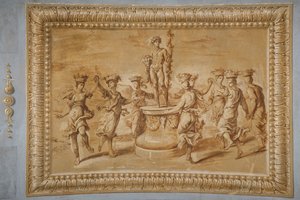Relieve dorado de imitación, con Baco colocado sobre un pedestal circular decorado con festones y bucráneos, y rodeado de canéforos danzantes. de Jean Boulanger