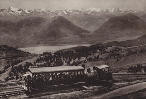 En la estación de Rigi Kulm (foto en blanco y negro) de Jean Gaberell