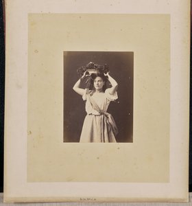 [Retrato de mujer con corona] de Jean Pierre Bertrand Eugène Pégot Ogier