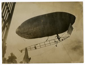 Dirigible "California Arrow" de Jessie Tarbox Beals