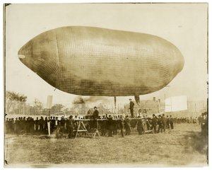 Dirigible "California Arrow" de Jessie Tarbox Beals