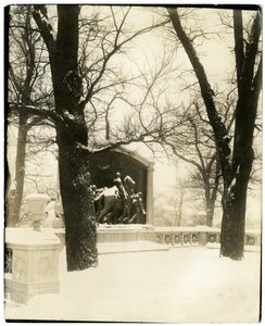Memorial de Shaw en tormenta, Boston, EE.UU., c.1902-10 de Jessie Tarbox Beals