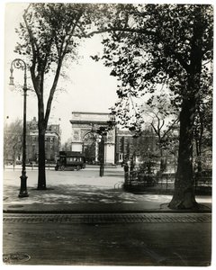 Washington Square North, Nueva York, EE.UU., c.1905-40