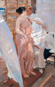 La túnica rosa, después del baño