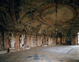 Vista del Gran Salón del castillo de Weissenstein, arquitecto Johann Dientzenhofer (1663-1726) 1714. Pommersfelden, Alemania