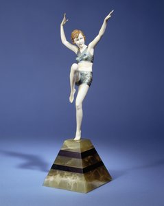 Bailarina de Playa, c.1935