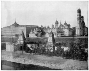 El Kremlin, Moscú, finales del siglo XIX de John L. Stoddard