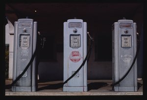 Olympic Gas Pumps, San Diego, California, EE.UU.