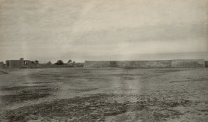 Fuerte, presumiblemente el Fuerte Mosselstein de la VOC en Band-e Charak cerca de Bandar-e Lengeh en Irán. de John Thomson
