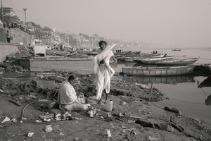 Manikarnika Ghat, Benarés, 2016 (foto)