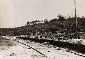 Ferrocarril y vehículos militares