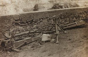 Armas italianas abandonadas de Josef Zohles