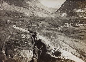 Álbum "Meine weltkriegs - Erinnerungen South-West Front (Carintia, Italia, Tirol del Sur) 31/03/1915-12/11/1918 - Josef Zohles Wien": trinchera de Josef Zohles