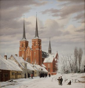 Calle en Roskilde. Al fondo la catedral